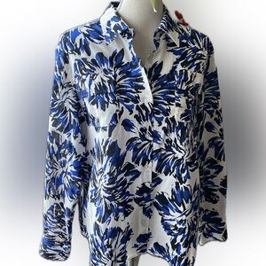 Dynamic Floral button down shirt
